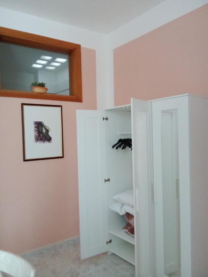 Al Crocifisso...Da Nonna Pia Apartment ซาแลร์โน ภายนอก รูปภาพ